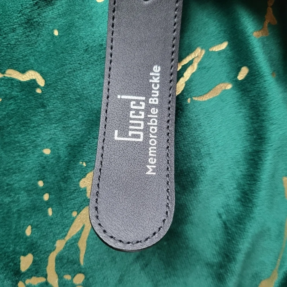 Gucci Black and Gray Leather Belt